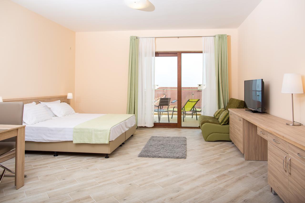 ApartHotel Belvedere Residence Budva Exterior foto